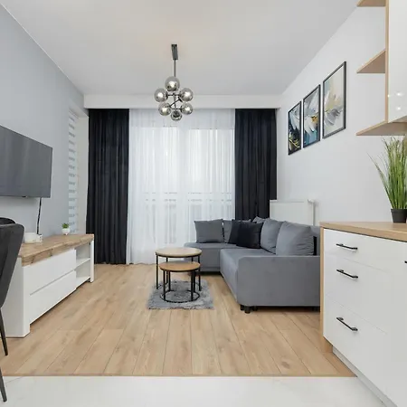 Warsaw Kotsisa Apartments With Parking By Noclegi Renters Exterior photo