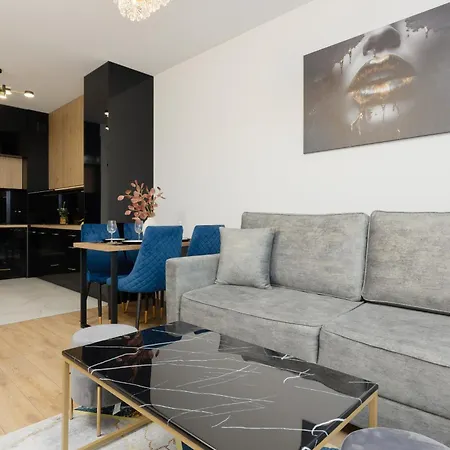 Warsaw Kotsisa Apartments With Parking By Noclegi Renters Exterior photo