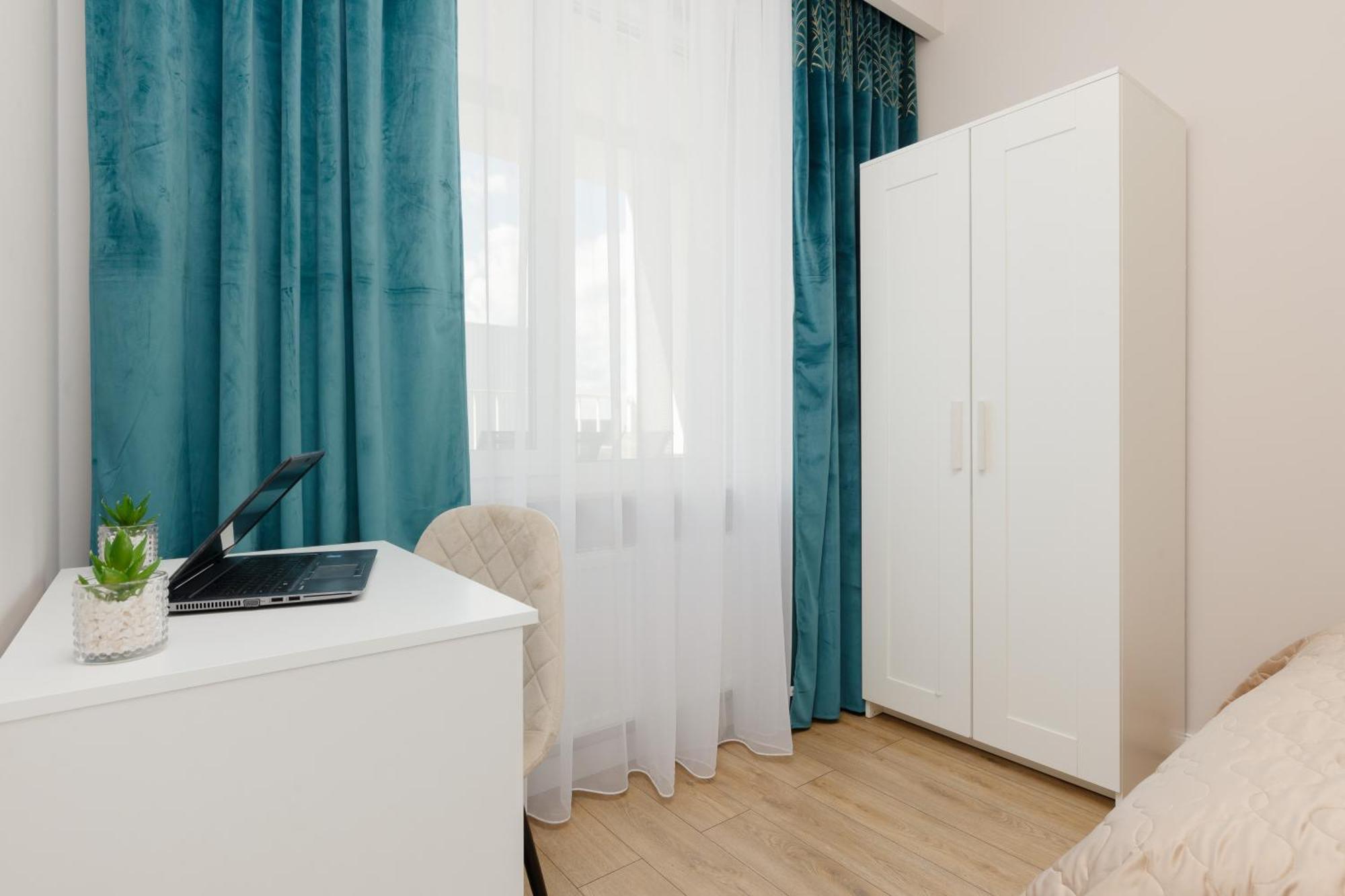 Kotsisa With Parking By Renters Apartmán *